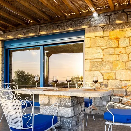 Mani House Villa *