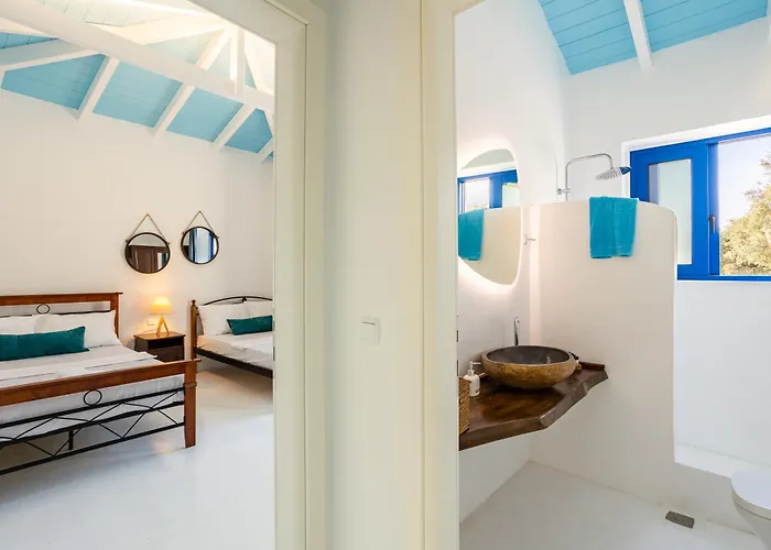 Mani House