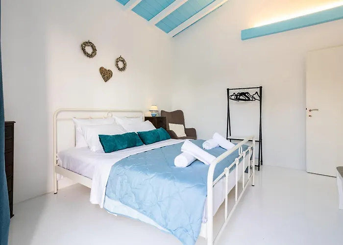 Mani House