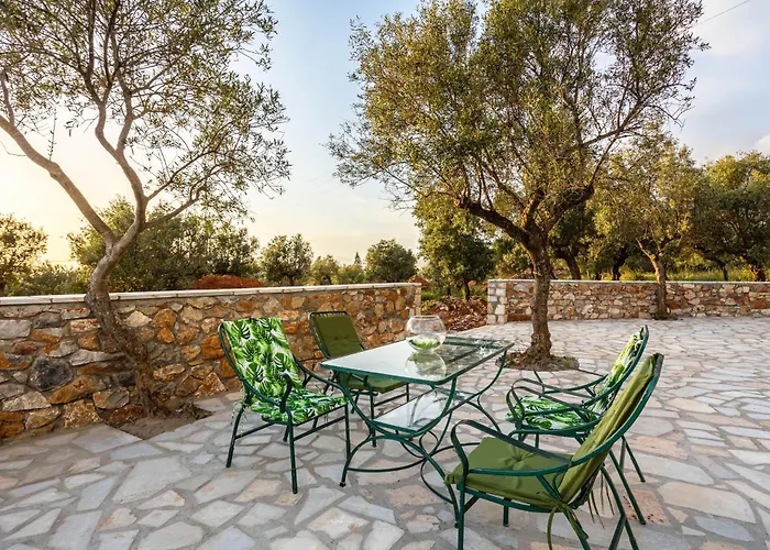 Mani House Villa *